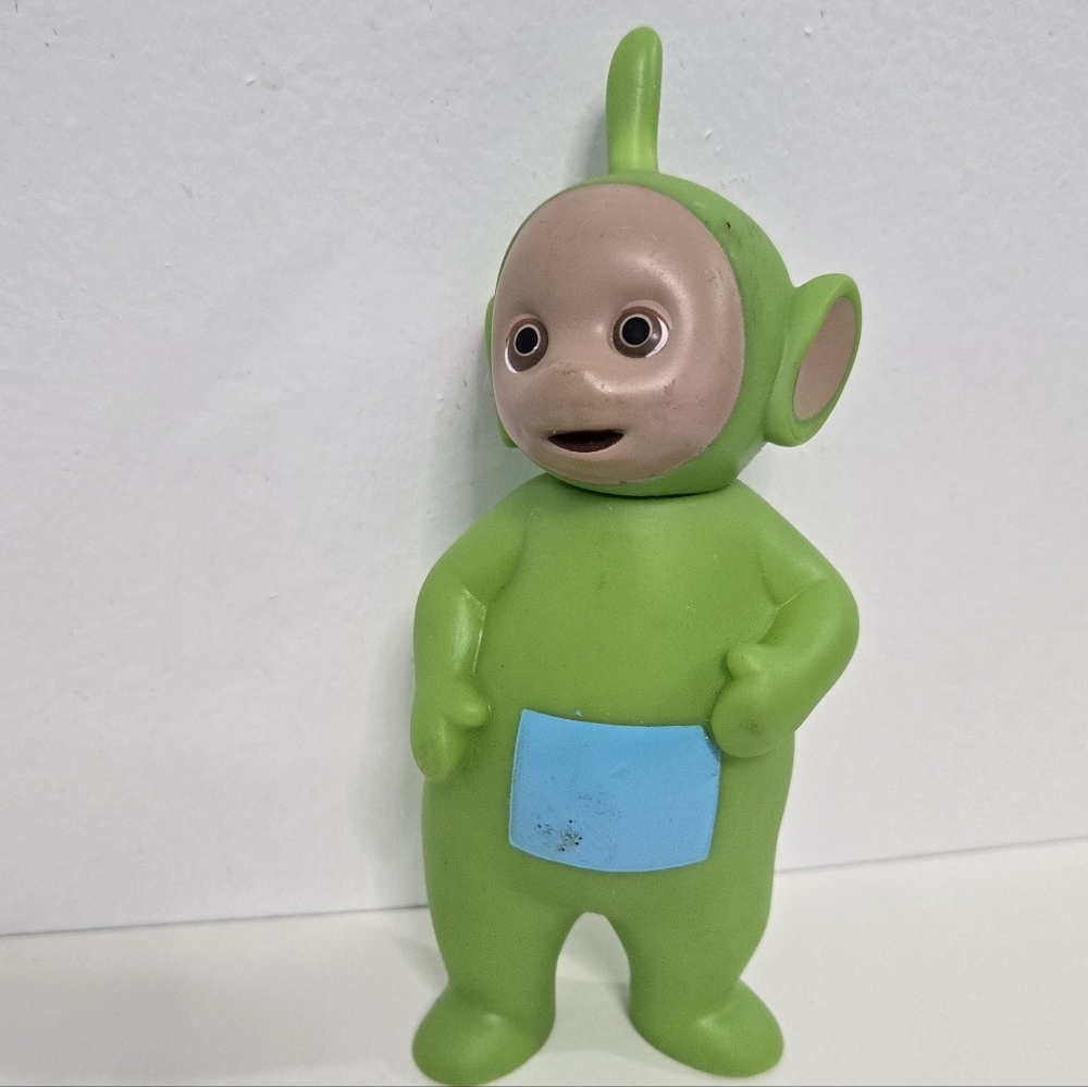 Vintage Hasbro 1998 Ragdoll Teletubbies Green Dipsy Plastic Toy 6” Figure